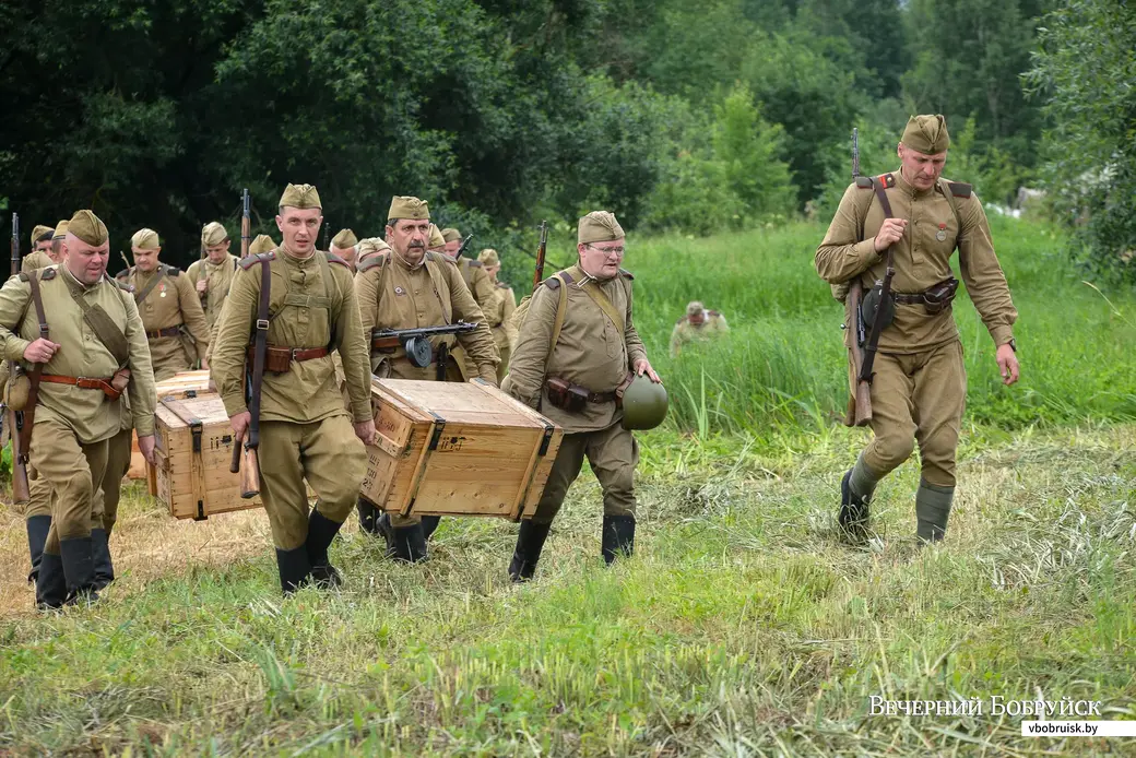 27.06.2021. Бобруйский район. Слет военно-исторических клубов «Бобруйский котел» и реконструкция захвата и удержания переправы и плацдарма на западном берегу Березины