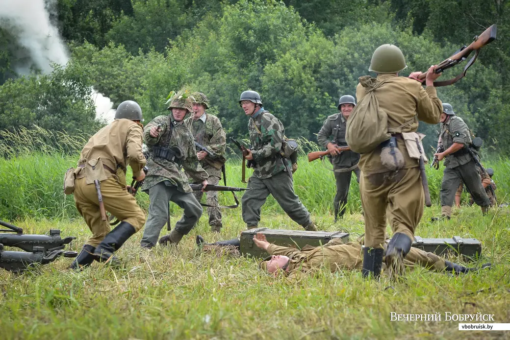 27.06.2021. Бобруйский район. Слет военно-исторических клубов «Бобруйский котел» и реконструкция захвата и удержания переправы и плацдарма на западном берегу Березины