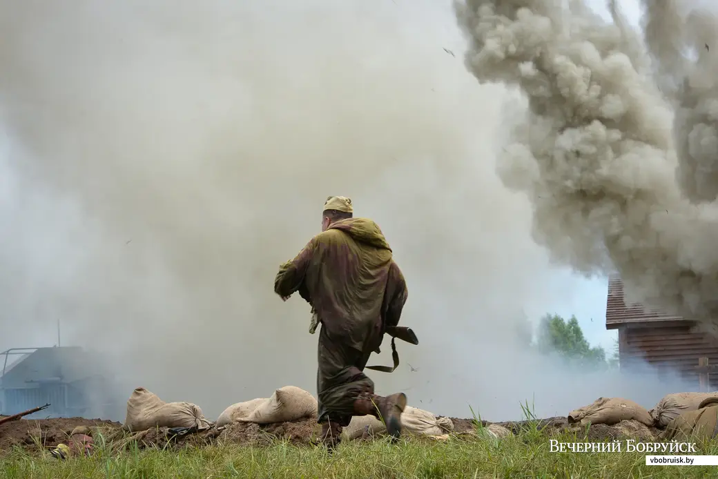 27.06.2021. Бобруйский район. Слет военно-исторических клубов «Бобруйский котел» и реконструкция захвата и удержания переправы и плацдарма на западном берегу Березины
