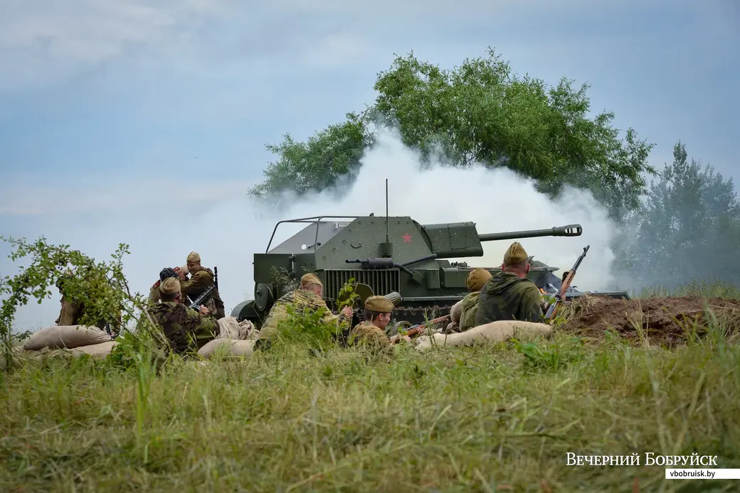 27.06.2021. Бобруйский район. Слет военно-исторических клубов «Бобруйский котел» и реконструкция захвата и удержания переправы и плацдарма на западном берегу Березины
