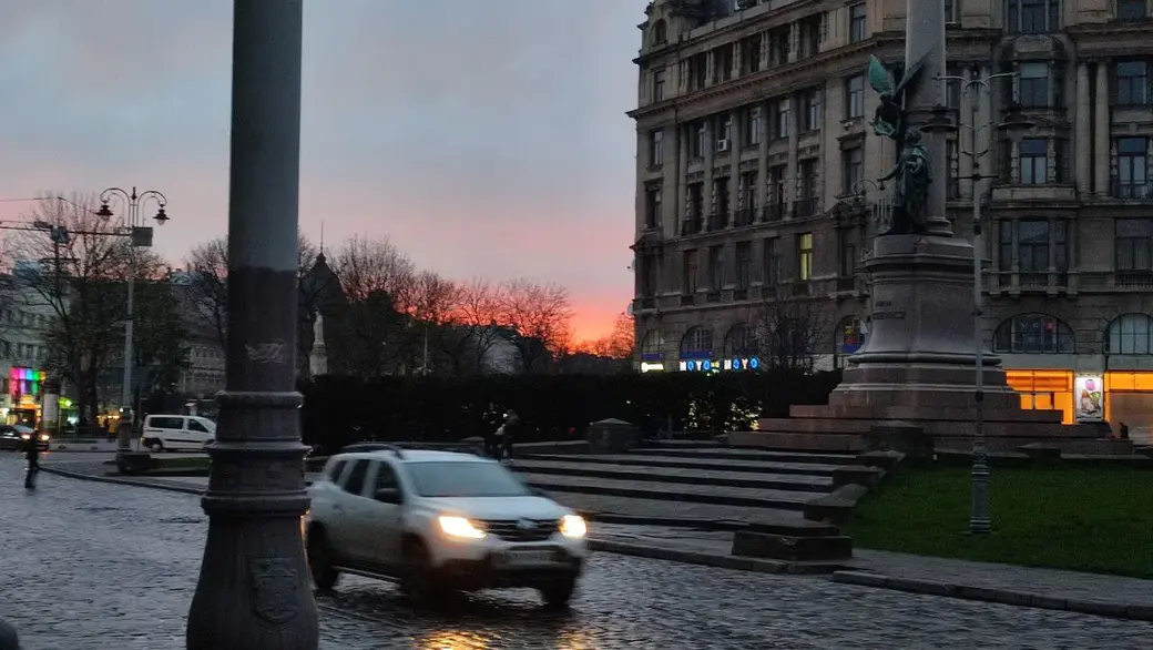 Вечерний Львов. Фото Станислава Кмита
