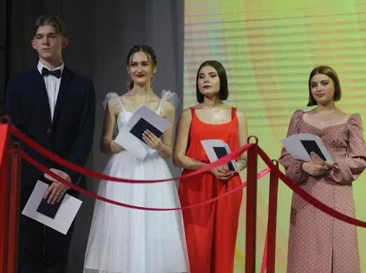 Бобруйск, Дворец искусств, 28 июня 2021 года. Выпускной концерт гимназии-колледжа искусств.