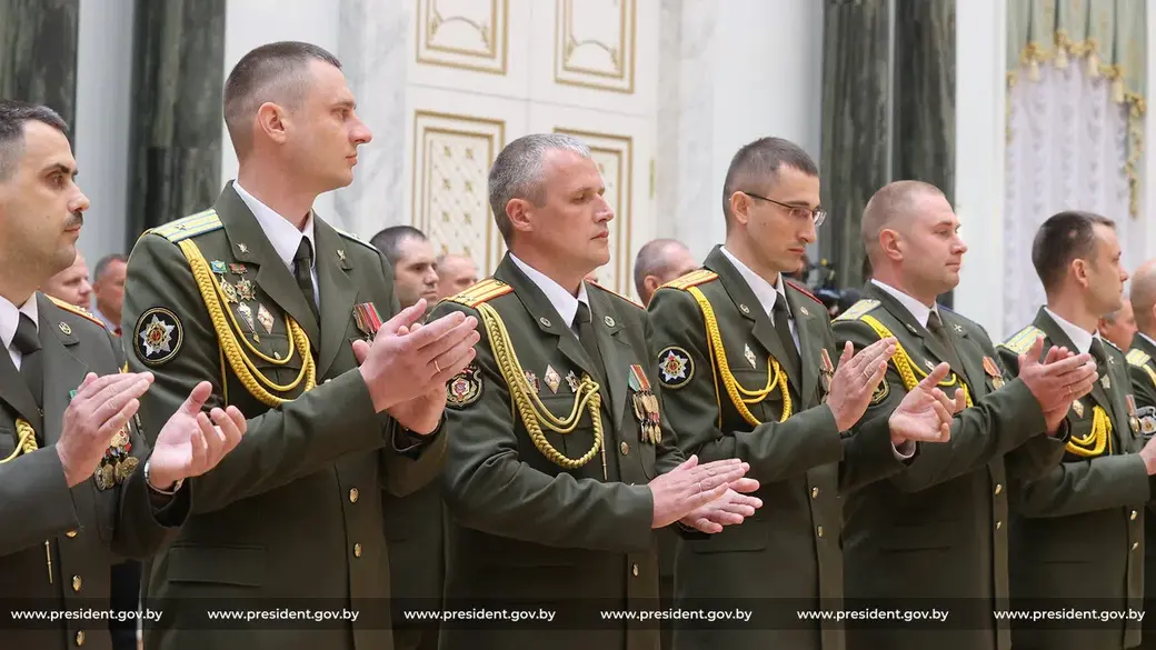 8 июля 2021 года. Церемония чествования выпускников высших военных учебных заведений и высшего офицерского состава во Дворце Независимости.
