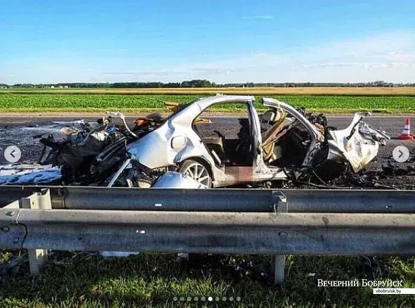 Подборка фото десяти самых страшных аварий за минувшее полугодие