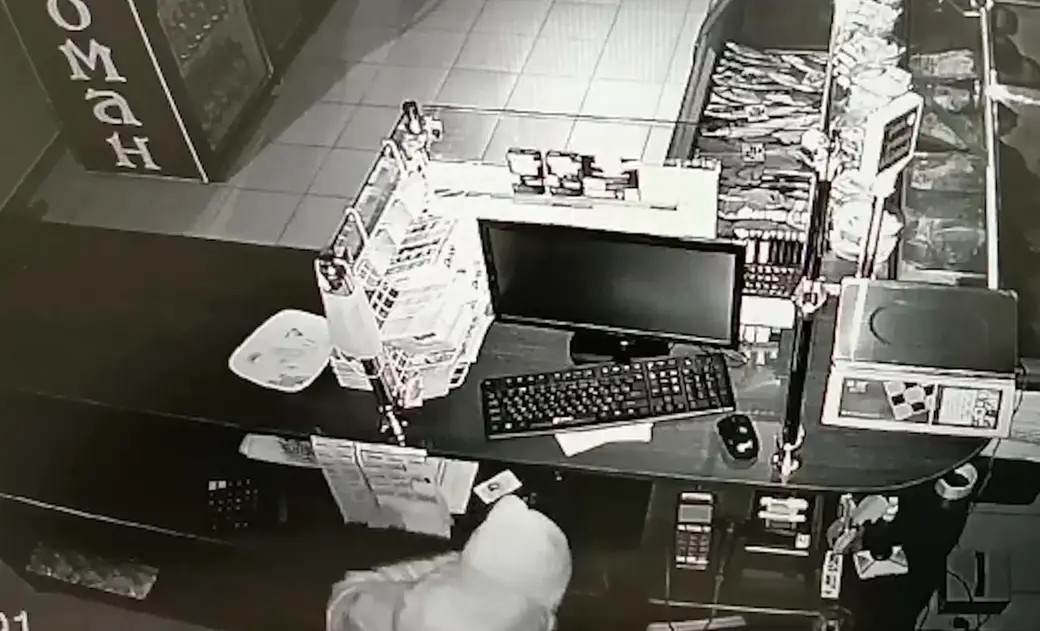 Кража из продуктового магазина. Могилев. 28.07.2021