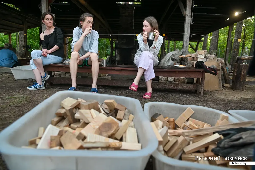 31.07.2021. Бобруйск. Обжиг «Огненной скульптуры» на XVII Международном пленэре по керамике «Арт-жыжаль». .