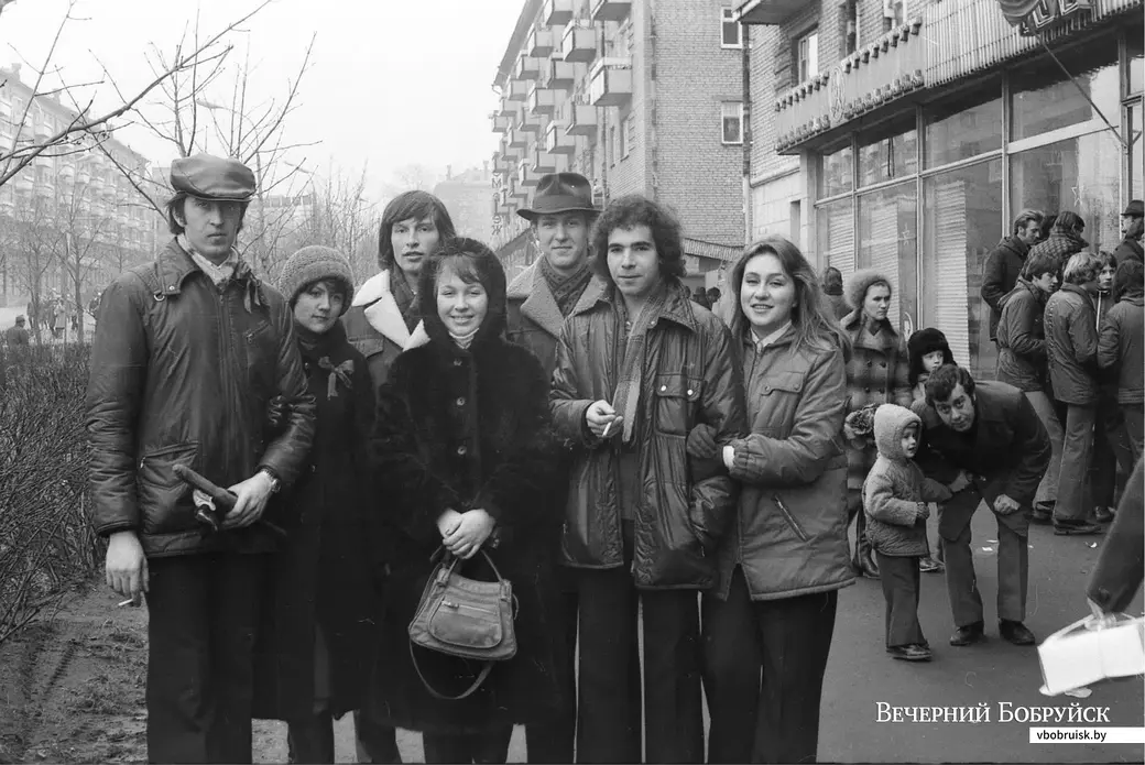 Друзья на проспекте Мира.1976 год.