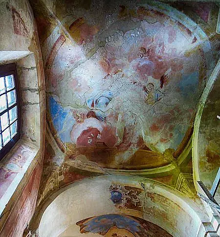 Цэнтральная нефа Мсціслаўскага касцела. Фота: belarus-travel.livejournal.com