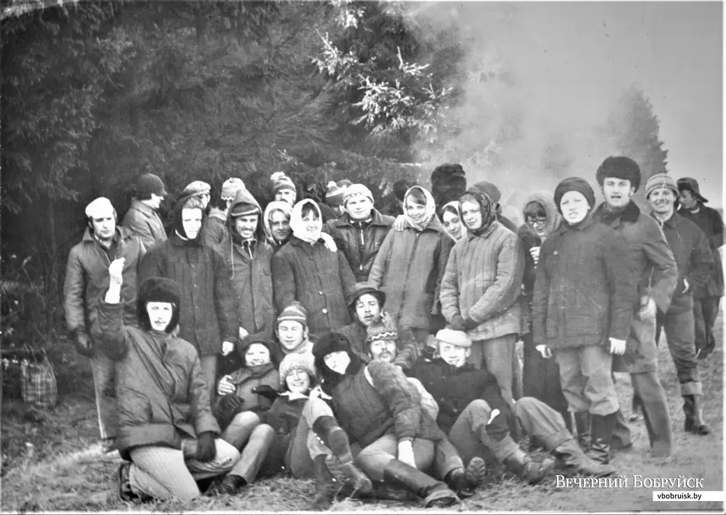 Наши «пэтэшники» на «картошке». 1976 год.