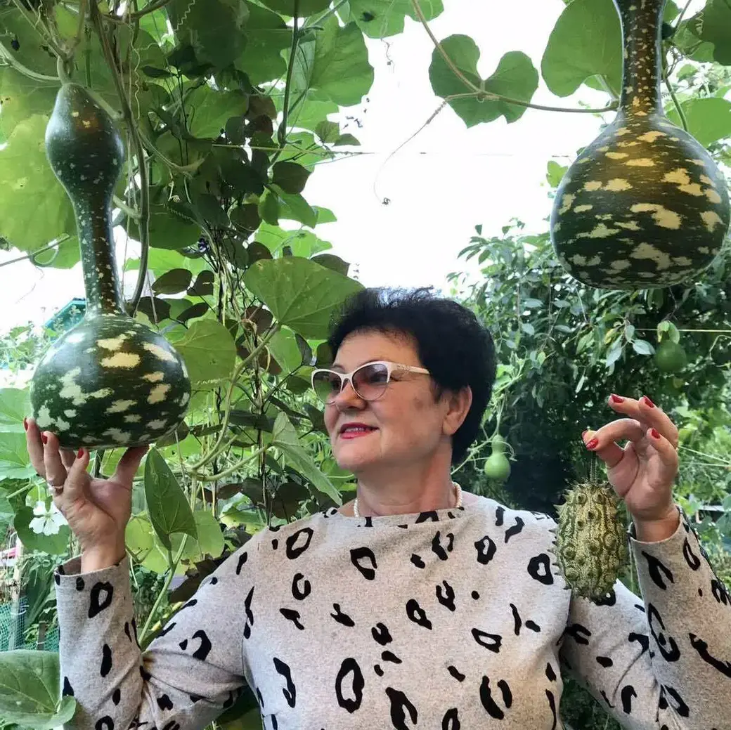 Людмила Очнева с тыквами