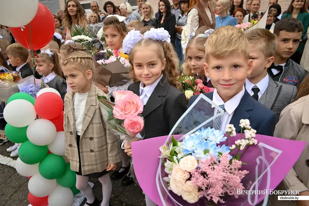 01.09.2021. Бобруйск. День знаний 1 сентября в гимназии №3 г.Бобруйска
