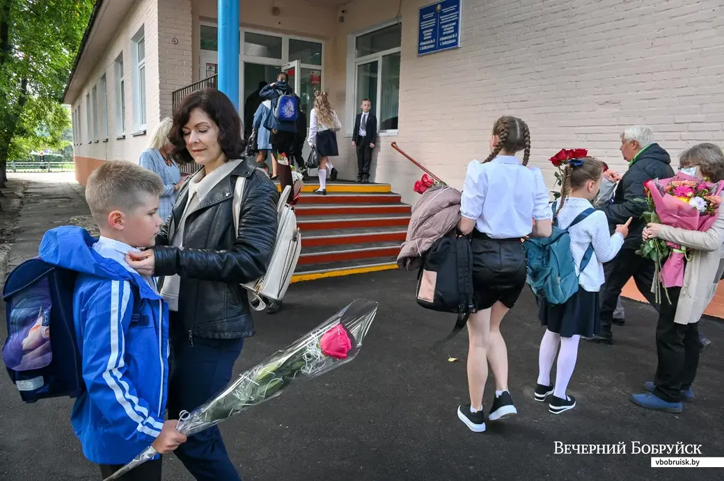 01.09.2021. Бобруйск. День знаний 1 сентября в гимназии №3 г.Бобруйска