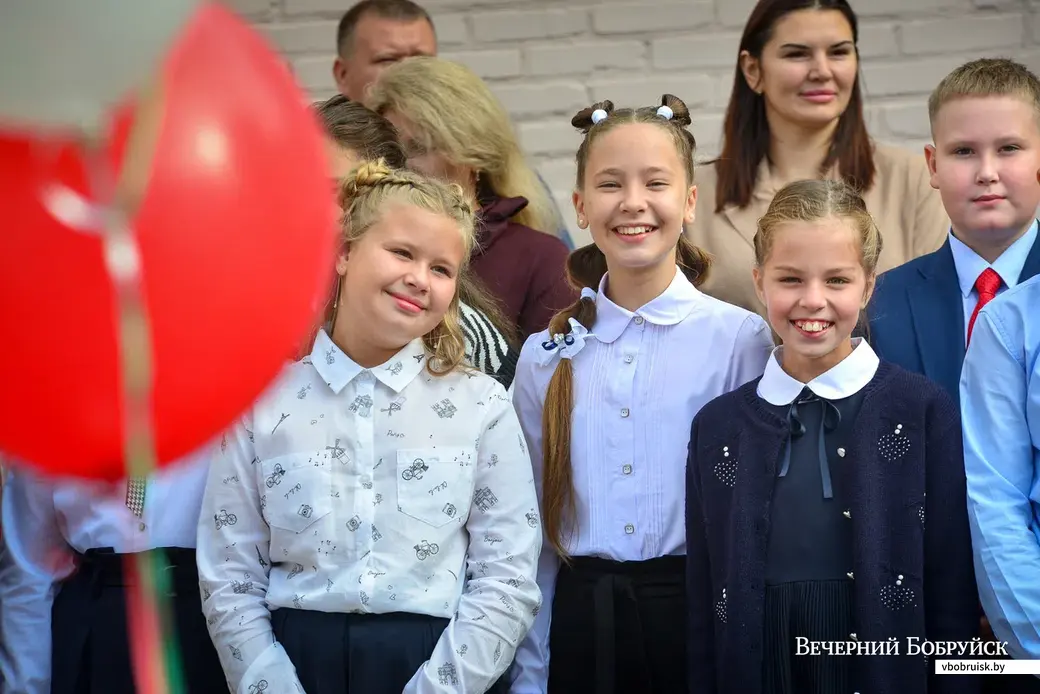 01.09.2021. Бобруйск. День знаний 1 сентября в гимназии №3 г.Бобруйска