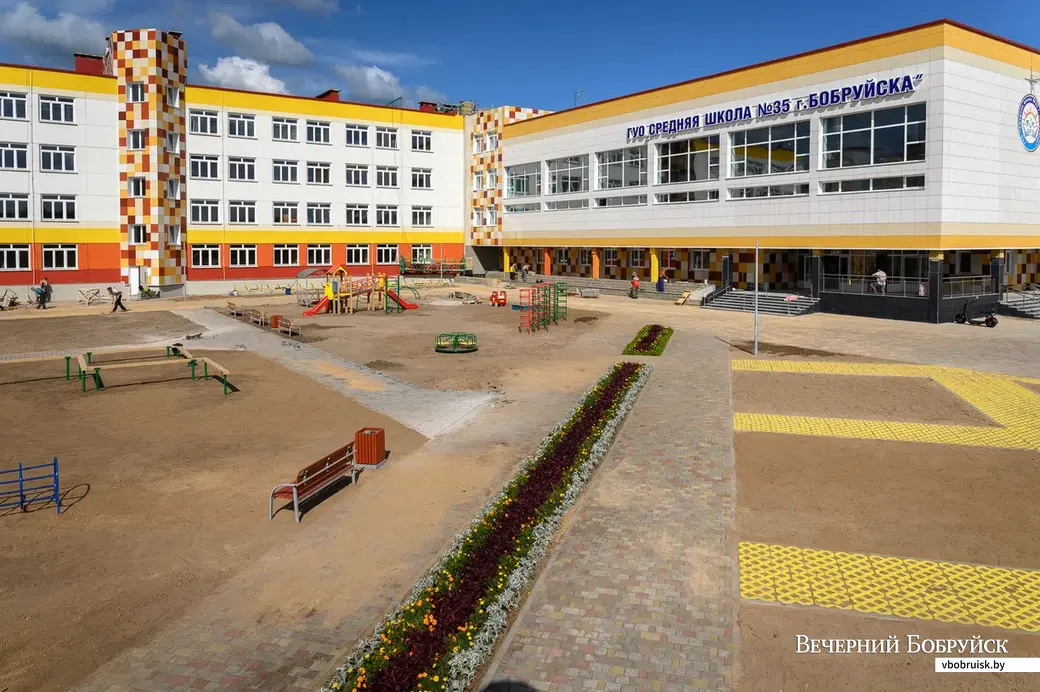 23.08.2021. Бобруйск. Строительство средней школы №35. Фото: Александр ЧУГУЕВ