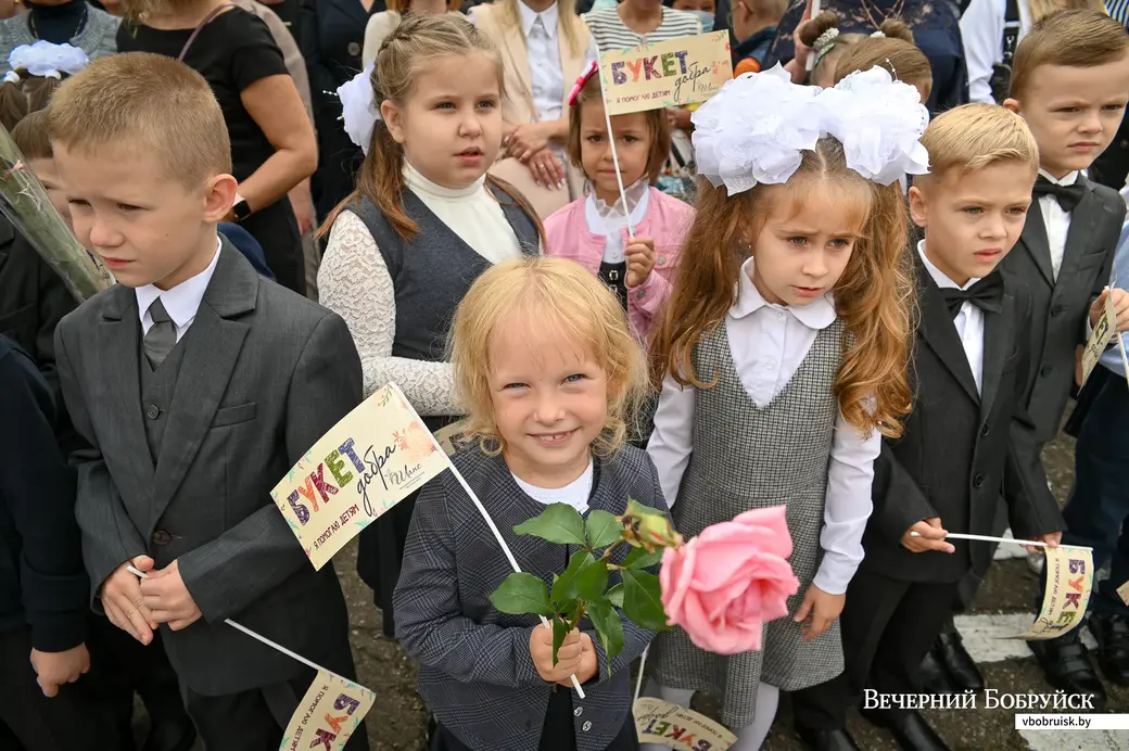 01.09.2021. Бобруйск. День знаний 1 сентября в гимназии №3 г.Бобруйска