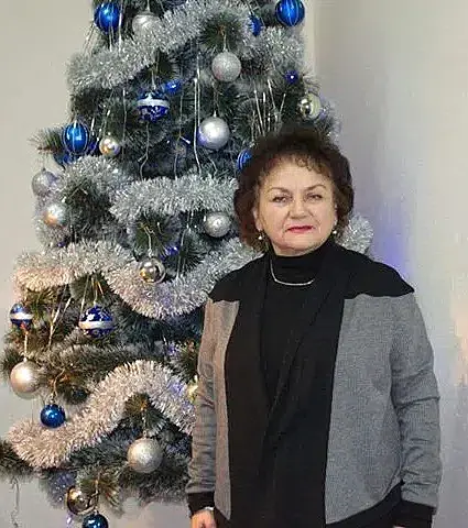 «До свидания всем», – сказала Дина в своей последней фотографии, выложенной в фейсбук. 2015 год.