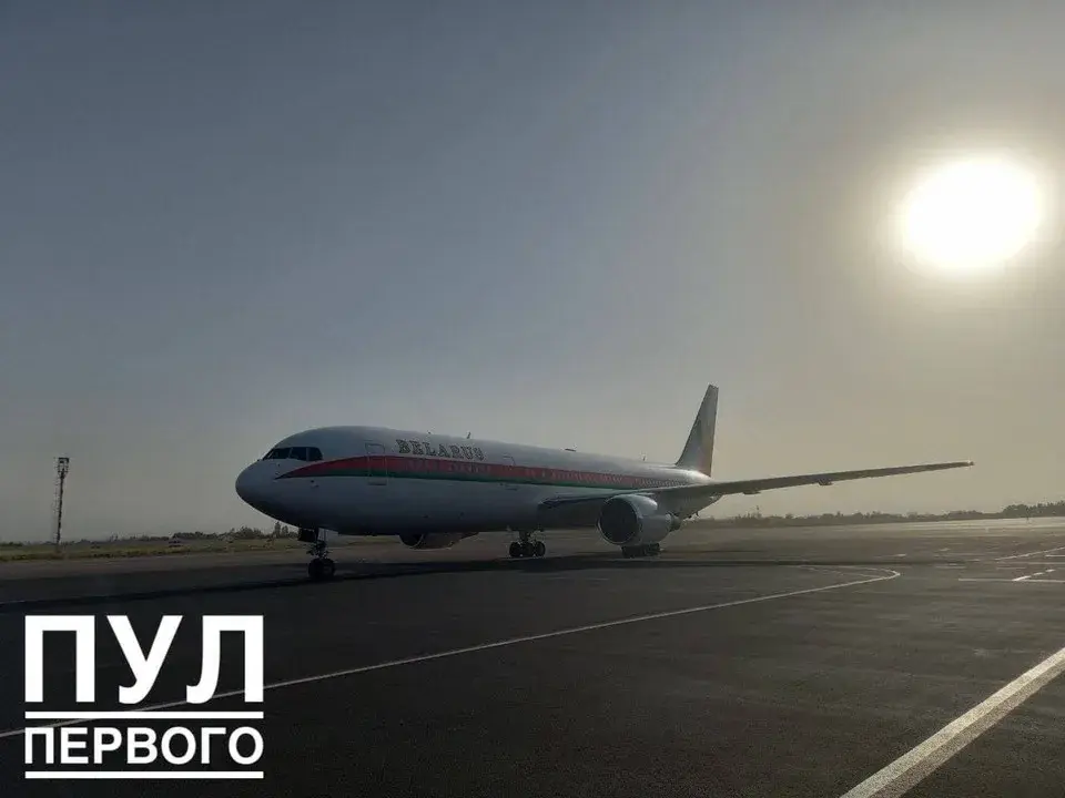 Лукашенко досрочно улетел из Душанбе на форум «Символ единства».
