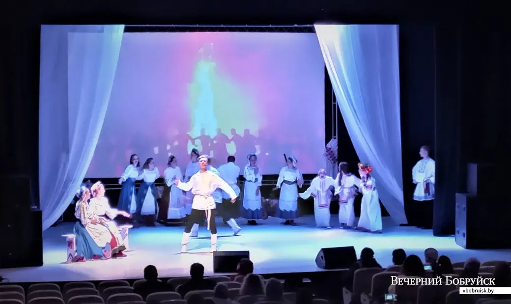 Фрагмент мюзикла «Венок на воде».