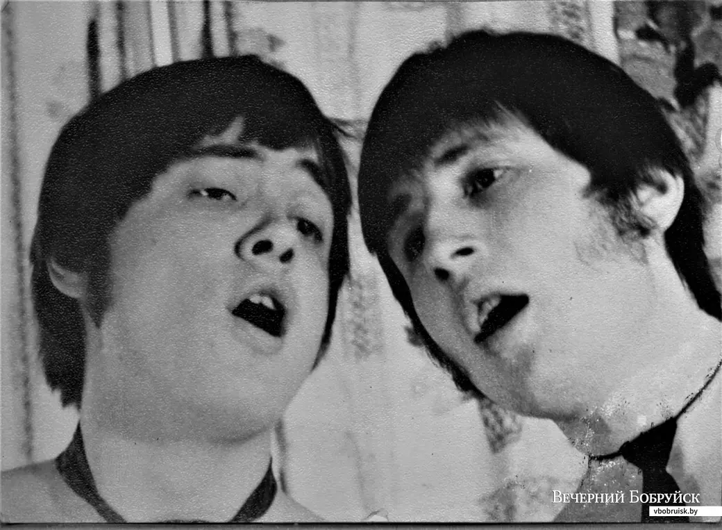 Нам с Васей Маком песни роллингов строить и жить не помогали. 1973 год.