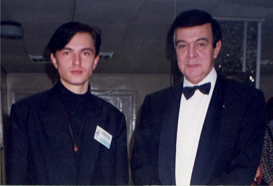 Павел Усович со своим кумиром – Муслимом Магомаевым. Могилев, 1998 год.