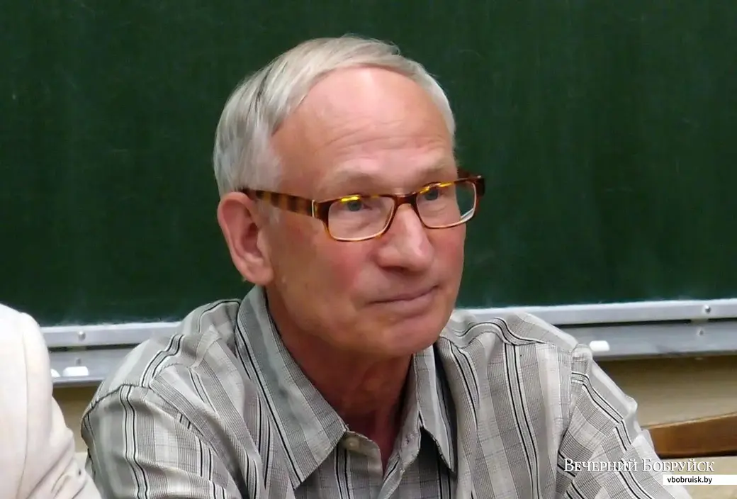 Профессор Фадей Комаров.