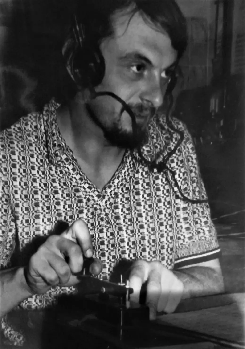 Александр Гайдук. Рабочий момент радиожурналиста. Вторая половина 1980-х годов.