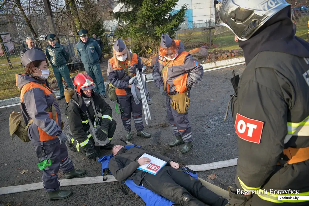 04.11.2021. Бобруйск. Учения подразделений Бобруйского горрайотдела по ЧС на объектах ОАО «Белшина»