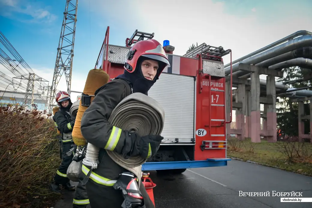 04.11.2021. Бобруйск. Учения подразделений Бобруйского горрайотдела по ЧС на объектах ОАО «Белшина»