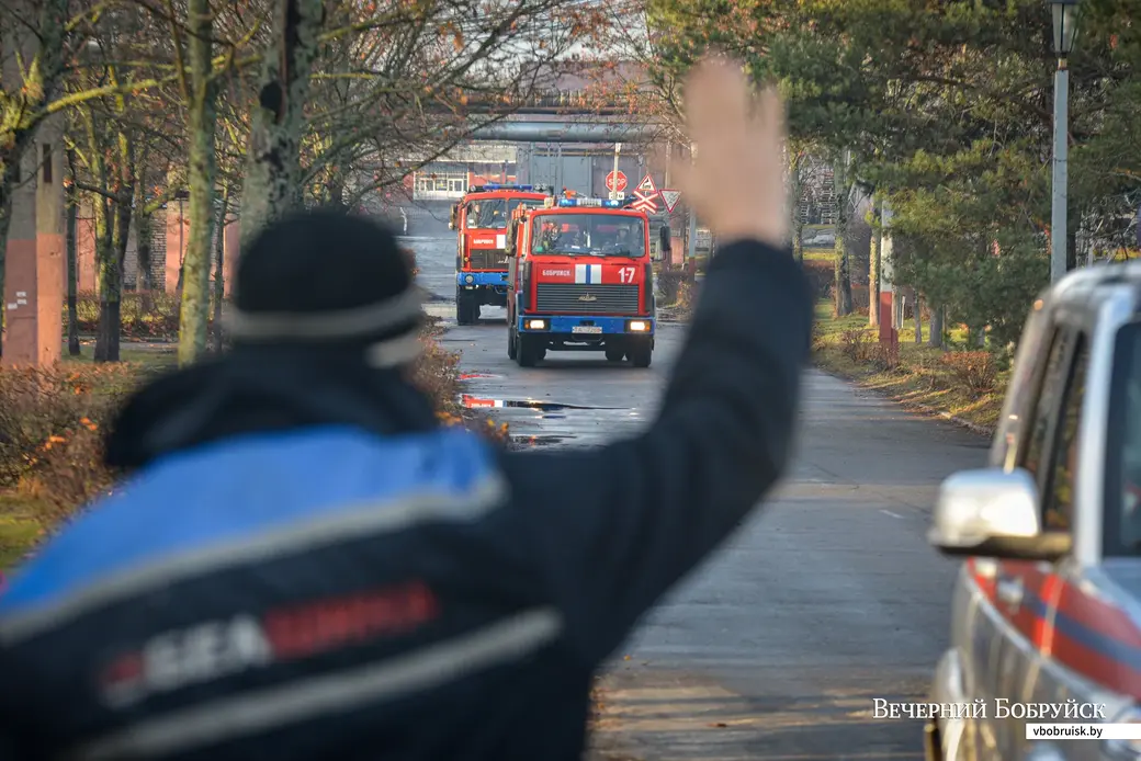 04.11.2021. Бобруйск. Учения подразделений Бобруйского горрайотдела по ЧС на объектах ОАО «Белшина»
