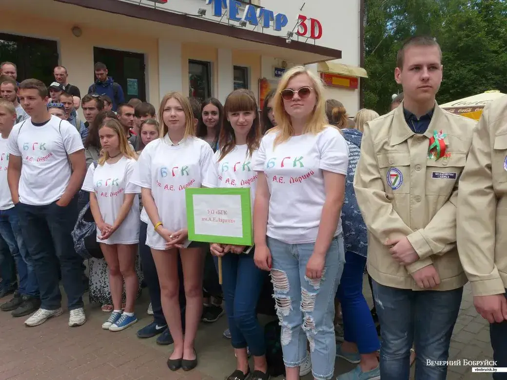 После 9 и 11 классов можно поступать в один из девяти колледжей. Фото из архива ВБ.