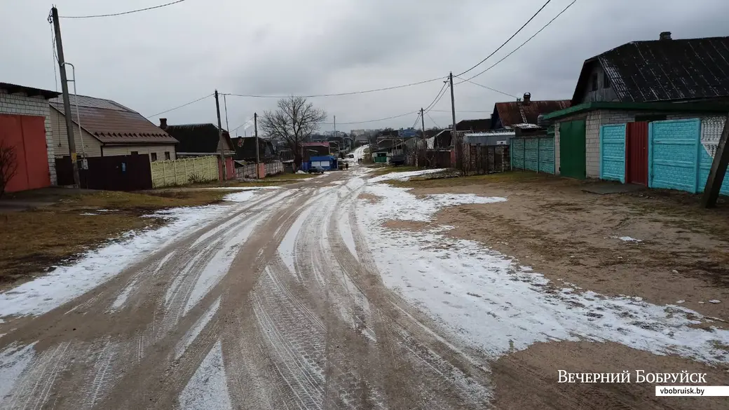 14.12.2021. Бобруйск. Улица Глинки на окраине города.