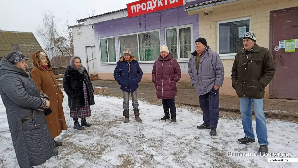 14.12.2021. Бобруйск. Жители улицы Глинки пришли на встречу с корреспондентом высказать свое мнение.