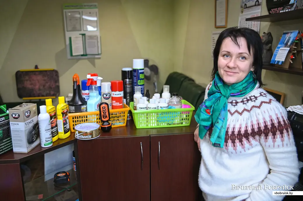 14.12.2021. Бобруйск. Елена, владелица «Экстра мойки» на улице Гоголя, 182-б.