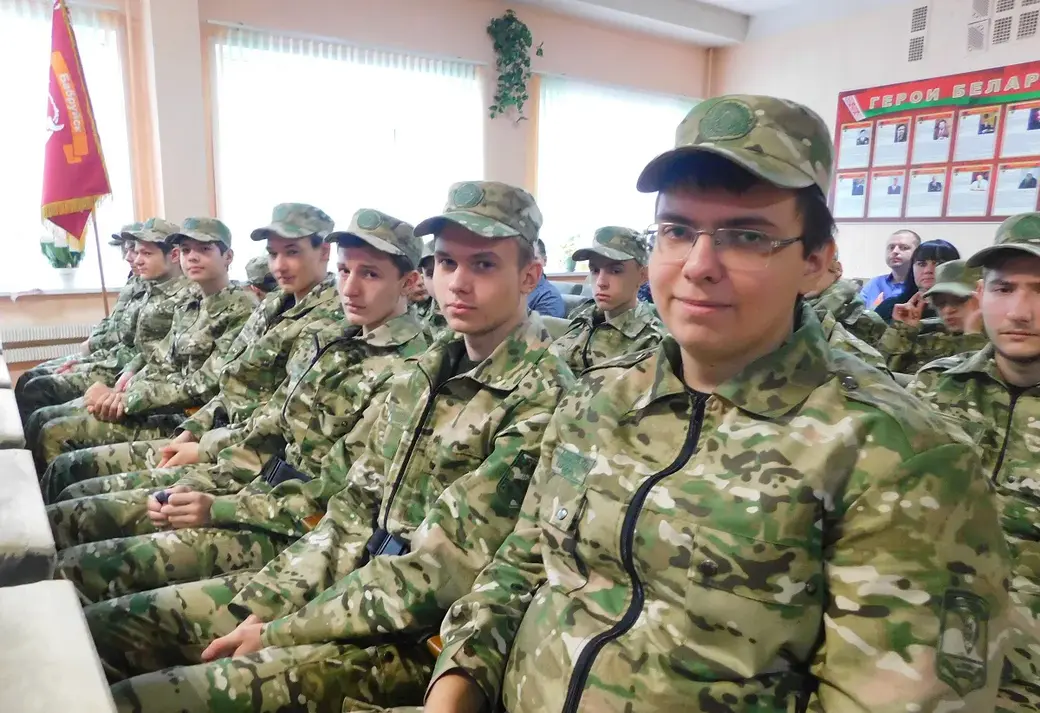 Бобруйск, 18 декабря 2021 года. Открытие детского военно-патриотического клуба «Зубр» в войсковой части 5527.