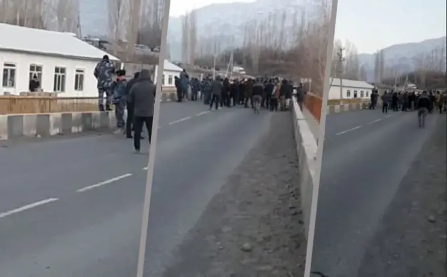 На таджикско-кыргызской границе. Фото: «Азия-Плюс».