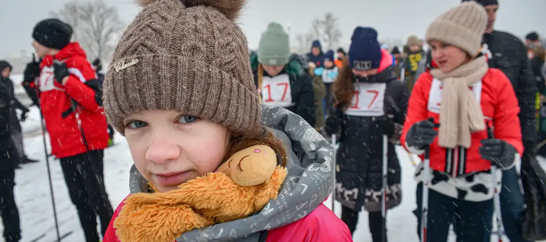 Спортивный задор и прекрасное настроение! Наш фоторепортаж с «Бобруйской лыжни–2022»