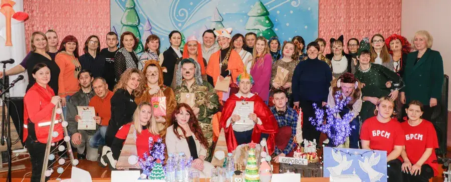 Организаторы и участники конкурса «Рождественские встречи друзей-2022».