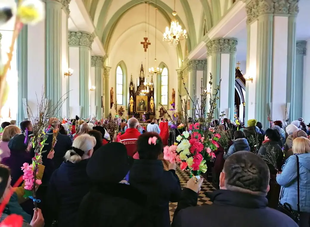 Католики Бобруйска празднуют Пальмовое (Вербное) воскресенье.