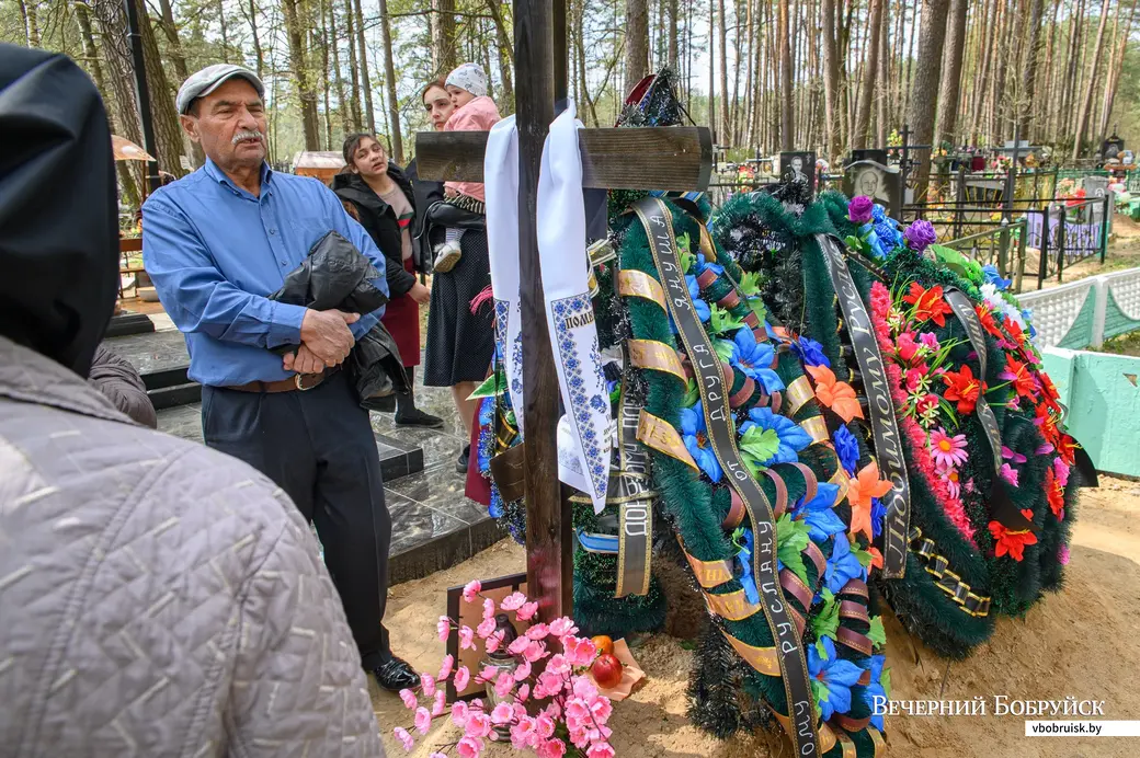 03.05.2022. Химовский сельский Совет. Радуница на кладбище В деревне Ясный Лес