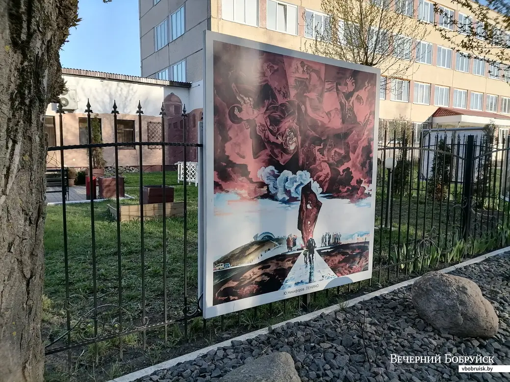 Картинная галерея под открытым небом появилась в Авиагородке.