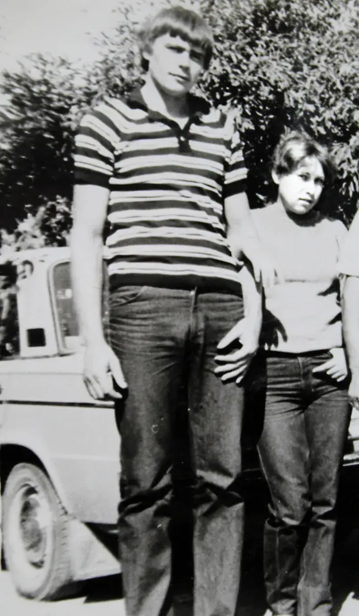 Автор этих строк с двоюродным братом. Середина 1980-х. Фото из семейного альбома.