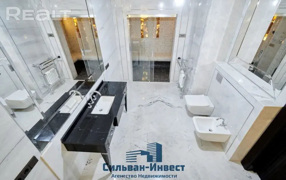 В Минске выставлена на продажу квартира стоимостью около 2 миллионов долларов.