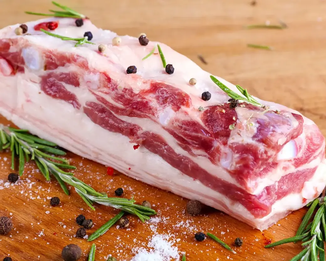 «Літоўская гаспадыня»: як захаваць мяса ці рыбу, калі на дачы няма электрычнасці, а за вокнамі +35? Парады, якім 400 гадоў. Фота мае илюстрацыйны характар.
