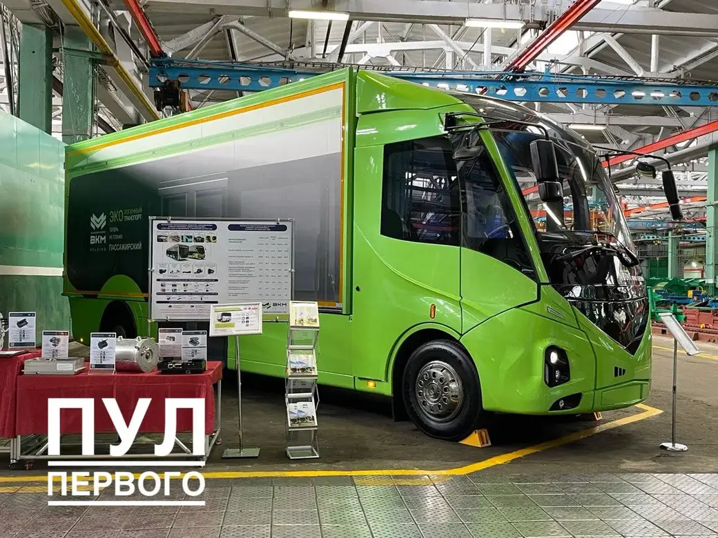 17 июня 2022 года. Александр Лукашенко на «Бобруйскагромаш». В Бобруйск привезли сотни образцов отечественной промышленности.