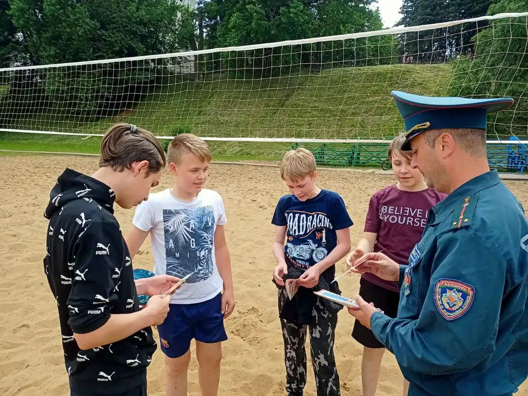 На пляжах Бобруйска – «Летний патруль». Фото МЧС.
