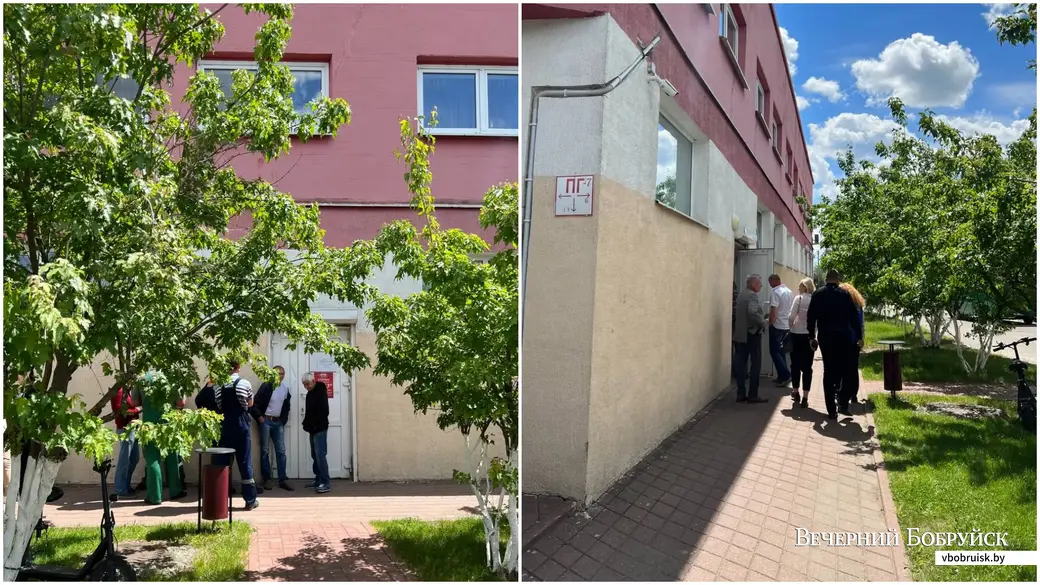 Мы приехали к самому открытию, дверь еще была закрыта, а перед ней уже выстроилась очередь! Многообещающе.