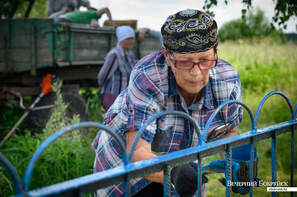 02.07.2022. Протасевичский сельский Совет. Жители деревни Евсеевичи Глусского района отправились к местам захоронений на месте сожженых деревень в урочищах Белые,