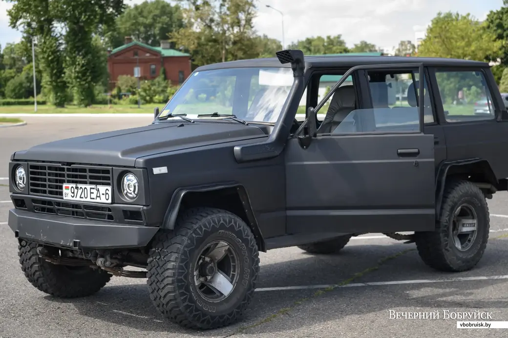01.08.2022. Бобруйск. Автомобиль Nissan Patrol