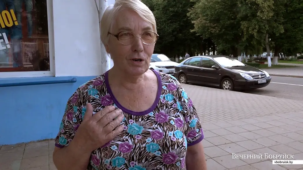 Лариса Афанасьевна, пенсионерка.