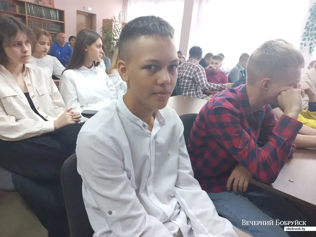 01.09.2022. Бобруйск. День знаний в лесотехническом колледже. Будущий техник лесного хозяйства, Влад.